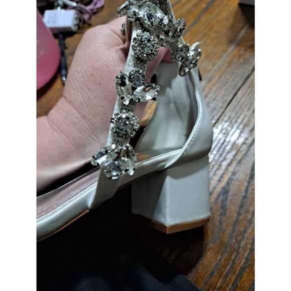 New 7 Huibaogong Ivory Low Block Chunky High Heel Special Occasion Dress Shoes - Picture 9 of 13